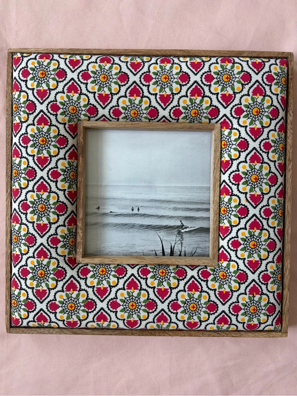 NWT World Market 4” Square Slate & Fuchsia Fabric Block Print Picture Frame